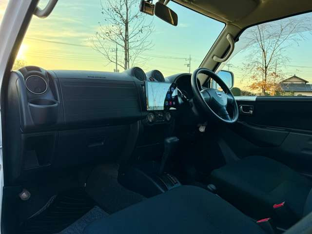 ���X�ł͂��_�񒸂��܂������q�l�Ƀh���C�u���R�[�_�[��K���X�R�[�e�B���O�{�H�ȂǁA���l�i��}���Ă��񋟂����Ē����Ă���܂��B�ڍׂ̓X�^�b�t�܂ł��C�y�ɂ��₢���킹���������܂��B