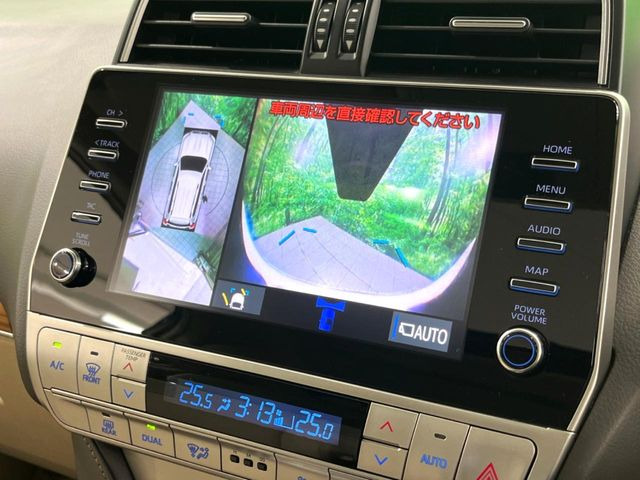 �y�p�m���~�b�N�r���[���j�^�[�z��p�̃J�����ɂ��A�ォ�猩���낵���悤�Ȏ��_��360�x�N���}�̎��͂��m�F���邱�Ƃ��ł��܂������p�������m�F���₷���A�����ꏊ�ł̐؂�Ԃ��⒓�Ԃ��X���[�Y�ɍs���܂��B