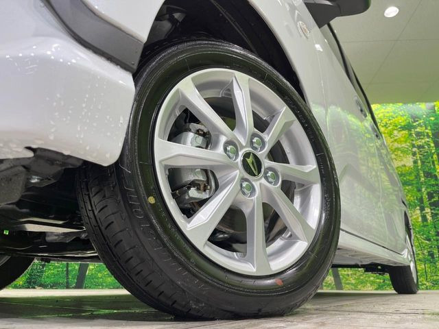 �y����14�C���`�A���~�z�C�[���z�O�ςɃ}�b�`���������A���~�z�C�[���𑕒����Ă���܂��B�e��ЊO�A���~�z�C�[����A�X�^�b�h���X�^�C�����戵�����Ă���܂��B���񂲑��k����������