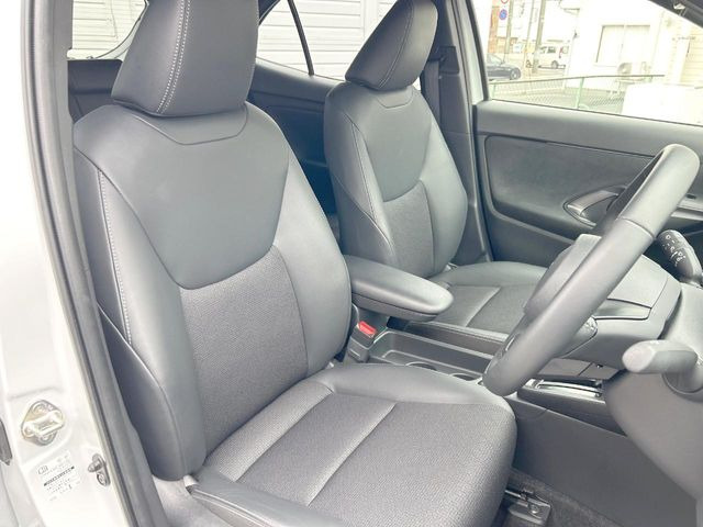 �y�n�[�t���U�[�V�[�g�z�������ƍ���S�n�𗼗������l�C�̃V�[�g���w�ʁE���ʂ̃t�@�u���b�N�f�ނ́A�ʋC���̗ǂ��⊊��ɂ����ɗD��Ă��܂��B�C���╞���ɍ��E���ꂸ���K�ɂ���肢�������܂��B