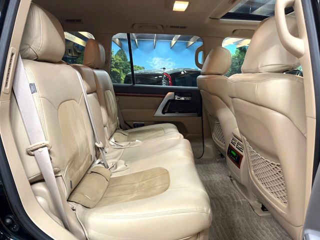 �L�X�Ƃ���2��ڃV�[�g�͋��Z���������A���S�n�����K!�F�B��Ƒ��Ƃ̂��o�����ɂ҂�����ł��B�x�r�[�V�[�g��`���C���h�V�[�g�g�p�������K�ɂ��߂�������������\���ȋ�Ԃ��m�ۂ��Ă��܂��B