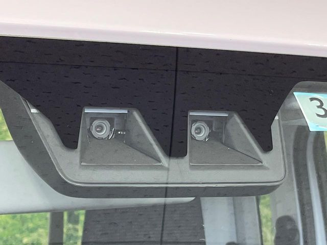 �y�X�}�[�g�A�V�X�g�z���s���ɑO���̎ԗ�����F�����A�Փ˂������Ȏ��͌x��ƃu���[�L�ŏՓˉ���Ɣ�Q�y�����A�V�X�g�B�����S�Ƀh���C�u�����y���݂��������܂��B