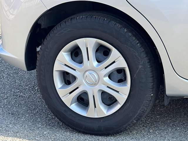 ���Ђ́A���q���܂̃j�[�Y�ɂ������o����悤�A�L�x�ȎԎ����葵���Ă���܂��B����芷���̍ۂ��A����A��낵�����肢�������܂��B