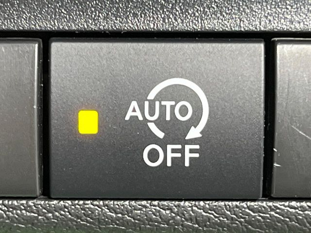 �y�A�C�h�����O�X�g�b�v�z�ԐM����a�؂Œ�Ԃ����ۂɃG���W�����~���A���ʂȔR���̏����}���܂��B�R��������ی�ɂȂ���@�\��G���W���̓u���[�L�𗣂��΍Ďn�����܂��B