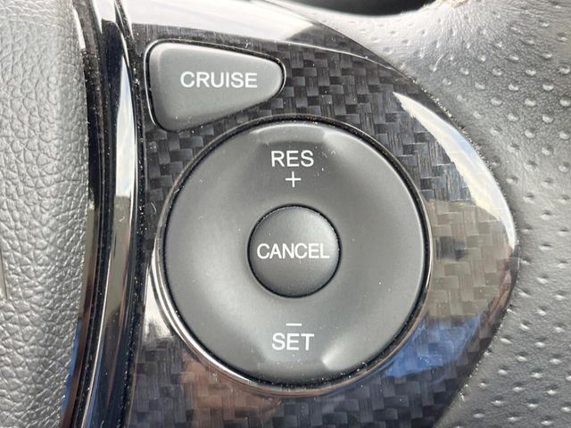 �y�N���[�Y�R���g���[���z�������H�����N���N���s�B�A�N�Z���𗣂��Ă���葬�x�ő��s���ł��A�������^�]���̕��S���y��!�����E�������ȒP�ȃX�C�b�`����Œ����ł��܂��B