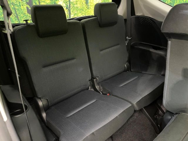 3��ڃV�[�g�͂�������ԗǍD����l�ł��������ƍ����Ē����܂��̂ŁA��l���ł̂��o���������N���N�ł��􂲉Ƒ��ŁA�C�̒m�ꂽ���ԂŁA�h���C�u�ɍs���̂��y���݂ł��ˁ�