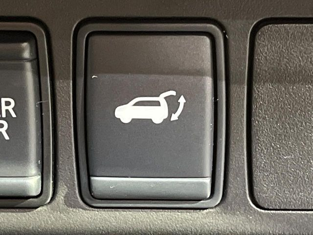 �y�p���[�o�b�N�h�A�z�X�}�[�g�L�[��^�]�Ȃ̃{�^�������������Ń��A�Q�[�g�������ŊJ���܂�!�ו��������Ă��鎞��A�����ʒu�ɂ���o�b�N�h�A��߂�ۂɕ֗��ȋ@�\�ł���