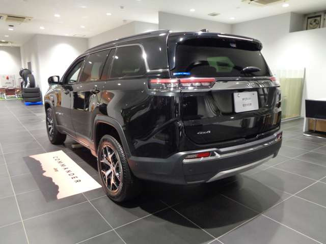 コマンダー2.0 リミテッド ディーゼル 4WD