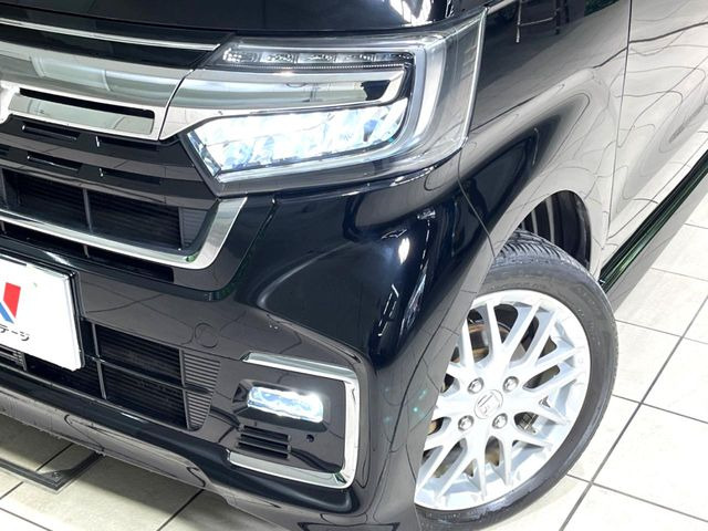 �yLED�w�b�h���C�g�z���V����ԑ��s�����ǍD�Ȏ��E���m�ۂ����S���ĉ^�]�ł��鍂�P�xLED�w�b�h���C�g�𑕔�!�_�����x�������A����d�͂��}�����Ă��܂��B