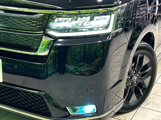 �yLED�w�b�h���C�g�z���V����ԑ��s�����ǍD�Ȏ��E���m�ۂ����S���ĉ^�]�ł��鍂�P�xLED�w�b�h���C�g�𑕔�!�_�����x�������A����d�͂��}�����Ă��܂��B