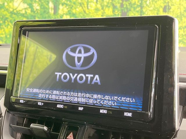 �y�����i�r�z�l�C�̏����i�r�𑕔����Ă���܂��B�i�r�̎g���₷���͂������A�I�[�f�B�I�@�\���[��!�L�����v�◷�s�͂������A�ʋ΂┃�����ȂǕ��i�̃h���C�u���y�����Ȃ�͂���