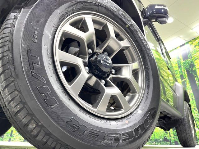 �y����15�C���`�A���~�z�C�[���z�O�ςɃ}�b�`���������A���~�z�C�[���𑕒����Ă���܂��B�e��ЊO�A���~�z�C�[����A�X�^�b�h���X�^�C�����戵�����Ă���܂��B���񂲑��k����������