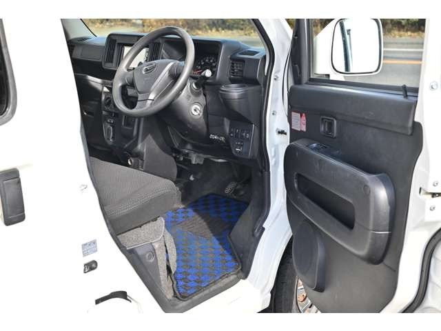 ハイゼットカーゴクルーズ SAIII ハイルーフ 4WD