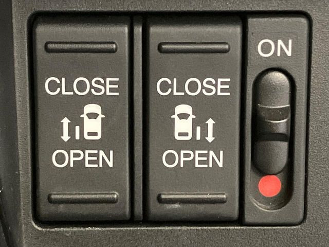 �y�����p���[�X���C�h�h�A�z�X�}�[�g�L�[��^�]�Ȃ̃X�C�b�`�Ō�ȗ����X���C�h�h�A�̊J���\���d��������͂����ăh�A���J����K�v�������A�����Ȃ��q�l�ł��ȒP�ɊJ���߂ł����K�ł���