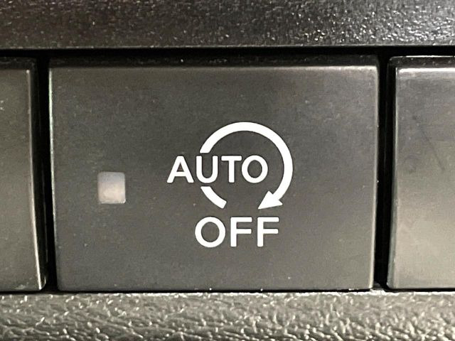 �y�A�C�h�����O�X�g�b�v�z�ԐM����a�؂Œ�Ԃ����ۂɃG���W�����~���A���ʂȔR���̏����}���܂��B�R��������ی�ɂȂ���@�\��G���W���̓u���[�L�𗣂��΍Ďn�����܂��B