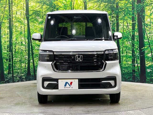 ��D�]�𒸂��Ă���܂��{�f�B�R�[�g���D�]��t���B�������x�̃K���X�疌�ŝ����͂������A�㎿�ȃc���E����������B���O����_���J�����؂Ȉ��Ԃ�ی삵�A�F�����E�򉻂�h�~�B