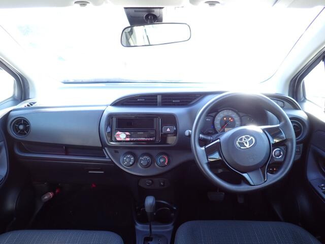 �C���p�l�摜�ɂȂ�܂��B�ԓ��͐��Ǝ҂ɂĎ����N���[�j���O�{�H�ς݂Ȃ̂ŁA��ϐ����ł��B