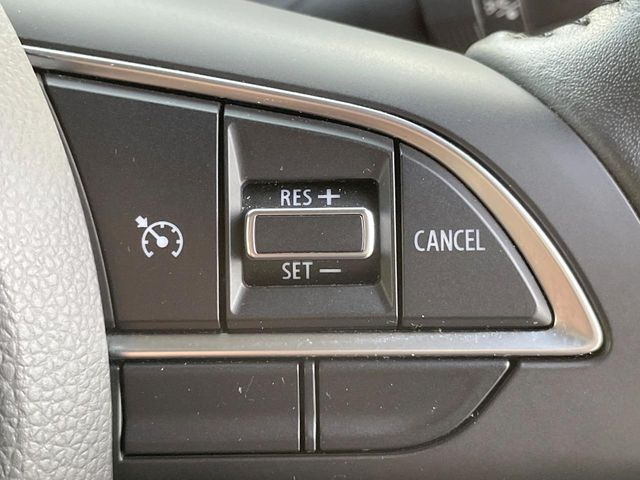 �y�N���[�Y�R���g���[���z�������H�����N���N���s�B�A�N�Z���𗣂��Ă���葬�x�ő��s���ł��A�������^�]���̕��S���y��!�����E�������ȒP�ȃX�C�b�`����Œ����ł��܂��B