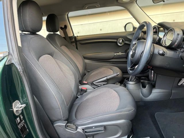 ���V�[�g�̎g�p��:�j��E�ւ�������Ȃ��A�����̒ʂ肫�ꂢ�ȏ�Ԃ��ێ����Ă���܂��B�܂��A�����N���[�j���O�E�R�[�e�B���O�����p�����������܂��B