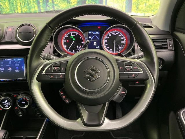 �y�����v�����X�e�A�����O�z�㎿�Ȋv���g�p���邱�ƂŁA��ɂ����������݂ƂĂ��^�]���₷���n���h���ł���