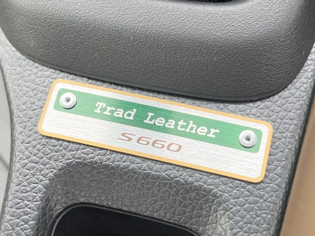 Trad Leather Edition
