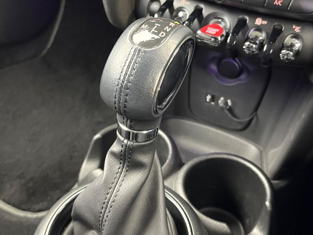 ��MT���[�h�t��AT:�ʏ�͎����ł����Ȃ���ϑ�(�M�A�`�F���W)���h���C�o�[�̑���ɂ���ĈӐ}�I�ɕς�����V�X�e���ł��B����w���i�̃h���C�u�����y���݂��������܂�!