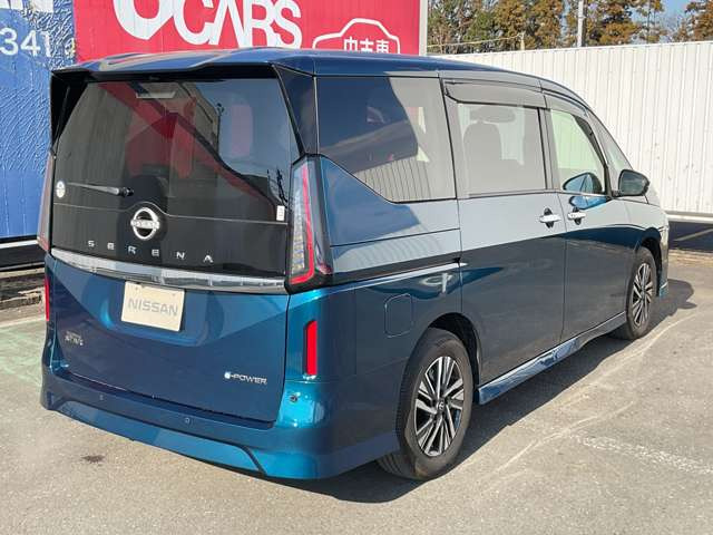 セレナ1.4 e-POWER ハイウェイスターV