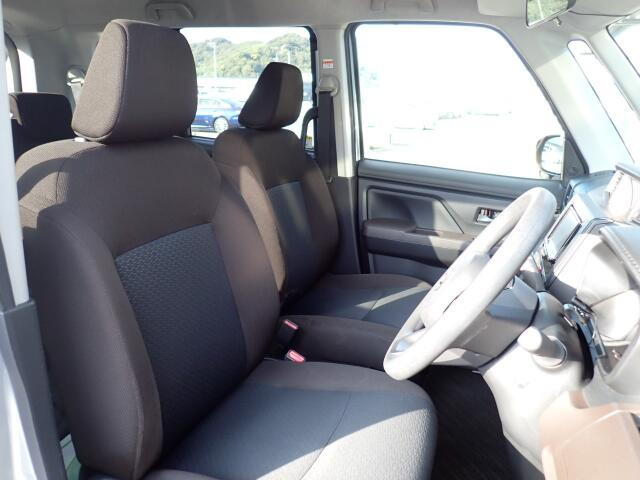 �t�����g�V�[�g�A��ԗǍD�ň��S�ł��B�傫�ȉ�����Ȃ����S�ł�