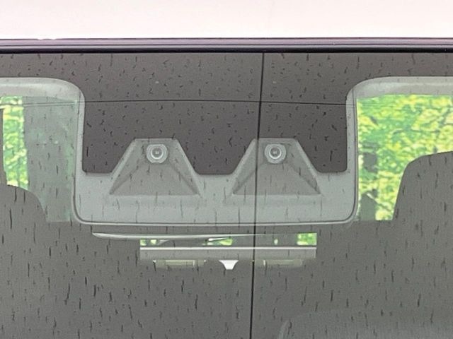 �y�X�}�[�g�A�V�X�g�z���s���ɑO���̎ԗ�����F�����A�Փ˂������Ȏ��͌x��ƃu���[�L�ŏՓˉ���Ɣ�Q�y�����A�V�X�g�B�����S�Ƀh���C�u�����y���݂��������܂��B