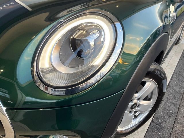 ��LED�w�b�h���C�g:��ԑ��s�����ǍD�Ȏ��E���m�ۂ����S���ĉ^�]�ł��鍂�P�xLED�w�b�h���C�g�𑕔�!�_�����x�������A����d�͂��}�����Ă��܂��B