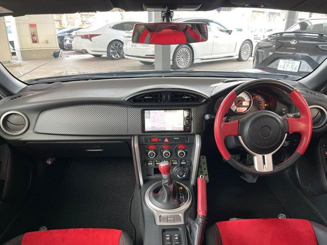 �O���[�v���݌ɐ���30,000��!!�S���̌n��X���烁�[�J�[�E�Ԏ��킸���Љ�o����̂ŁA���Ȃ��Ƀs�b�^���̂��Ԃ�������͂��ł���܂��͂��₢���킹��������