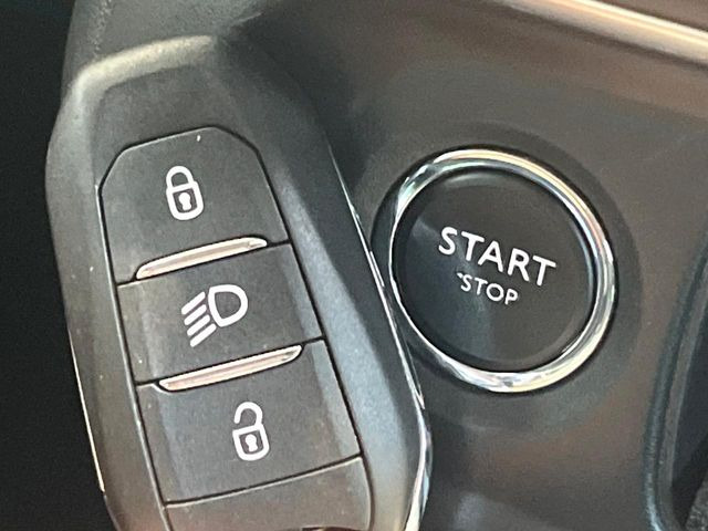 ���X�}�[�g�L�[:���������Ă��邾���ŁA�h�A���b�N��������G���W���X�^�[�g���\�ł��B�f�U�C�����X�^�C���b�V���Őg�ɒ����Ă��邾���ł������������ł��ˁB