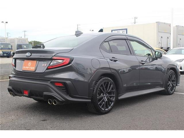 ���Ǝҗl�ւ̔̔��͂��f�肳���Ă��������܂��B �Ԍ������ԗ��̏ꍇ�́A�Ԍ����擾�������x�������z�ŕ\�����Ă���܂��B