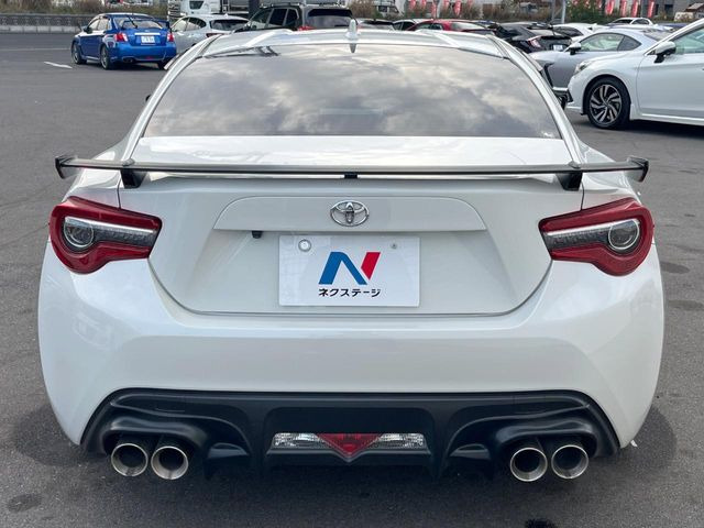 ���S�̍Œ�10�N�E���s�������ۏ�(�L��)�����p�ӁB�ۏؓ��e���[���͂������A�����_��&�I�C��������A�N�����x�̑S���E24���ԃ��[�h�T�[�r�X���t�т���Ă���܂��̂ł����S�������B