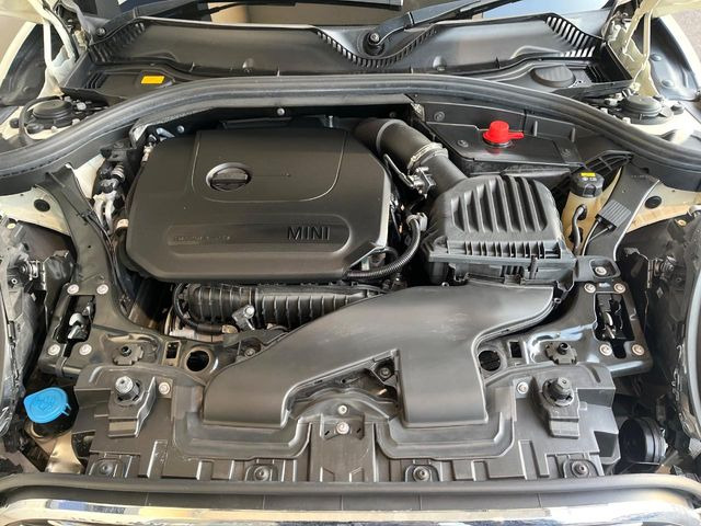 �����X�ł́A�e���[�J�[�̐�p�f�f�e�X�^�[�𓱓��B���Ǝ��i�����e�N�j�J���X�^�b�t���풓���Ă���܂��̂ŁA������̍ۂɂ����S���Ă����p���������܂��B