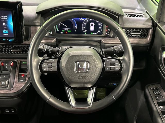 �y�����v�����X�e�A�����O�z�㎿�Ȋv���g�p���邱�ƂŁA��ɂ����������݂ƂĂ��^�]���₷���n���h���ł���