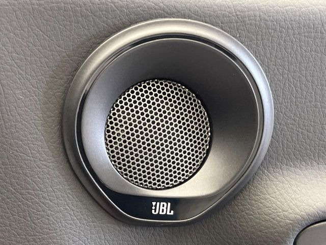 �yJBL�T�E���h�V�X�e���z���x�ȃ`���[�j���O�\�͂����ڂ���Ă���A�������ȉ��y�����y���݂��������܂���