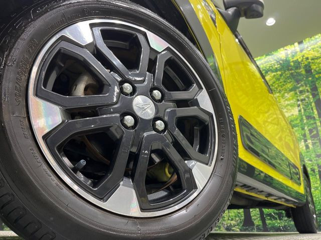 �y����15�C���`�A���~�z�C�[���z�O�ςɃ}�b�`���������A���~�z�C�[���𑕒����Ă���܂��B�e��ЊO�A���~�z�C�[����A�X�^�b�h���X�^�C�����戵�����Ă���܂��B���񂲑��k����������