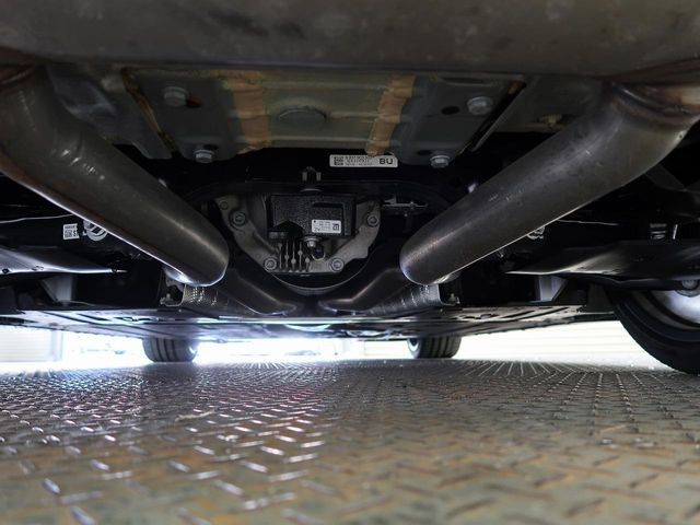 ����肪���ꂢ�Ȃ����ɁA�h�K���H�̎{�H���I�X�X���B�~��n��͂������A���ݕ��ɂ��Z���̕���A��Ń}�����E�E�B���^�[�X�|�[�c���������ɂ��D�]���������Ă���܂��B