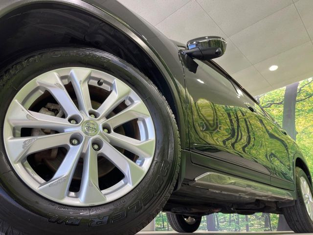 �y����17�C���`�A���~�z�C�[���z�O�ςɃ}�b�`���������A���~�z�C�[���𑕒����Ă���܂��B�e��ЊO�A���~�z�C�[����A�X�^�b�h���X�^�C�����戵�����Ă���܂��B���񂲑��k����������