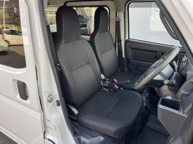 �^�]�ȃV�[�g���͎g�p�������Ȃ��A�ǍD�ȏ�ԂƂȂ��Ă��܂��B���J�Ɏg���Ă������Ƃ��悭�킩��܂��ˁB