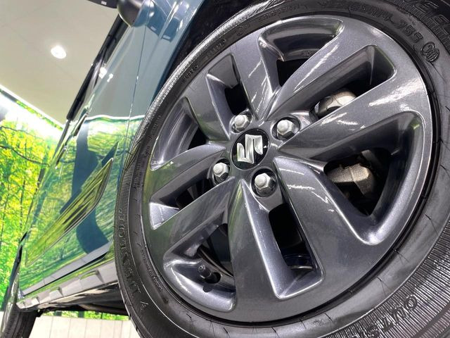 �y����14�C���`�A���~�z�C�[���z�O�ςɃ}�b�`���������A���~�z�C�[���𑕒����Ă���܂��B�e��ЊO�A���~�z�C�[����A�X�^�b�h���X�^�C�����戵�����Ă���܂��B���񂲑��k����������