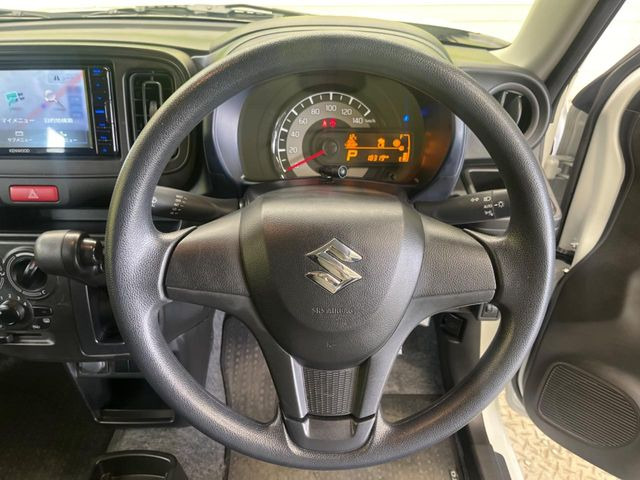 �y�X�Y�L �Z�[�t�e�B�T�|�[�g�z���s���ɑO���̎ԗ�����F�����A�Փ˂������Ȏ��͌x��ƃu���[�L�ŏՓˉ���Ɣ�Q�y�����A�V�X�g�B�����S�Ƀh���C�u�����y���݂��������܂��B