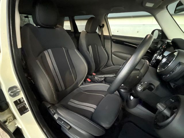 ���V�[�g�̎g�p��:�j��E�ւ�������Ȃ��A�����̒ʂ肫�ꂢ�ȏ�Ԃ��ێ����Ă���܂��B�܂��A�����N���[�j���O�E�R�[�e�B���O�����p�����������܂��B