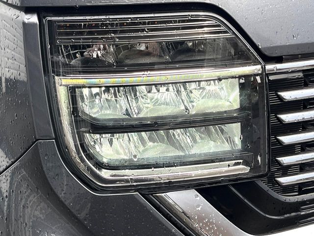 �yLED�w�b�h���C�g�z���V����ԑ��s�����ǍD�Ȏ��E���m�ۂ����S���ĉ^�]�ł��鍂�P�xLED�w�b�h���C�g�𑕔�!�_�����x�������A����d�͂��}�����Ă��܂��B