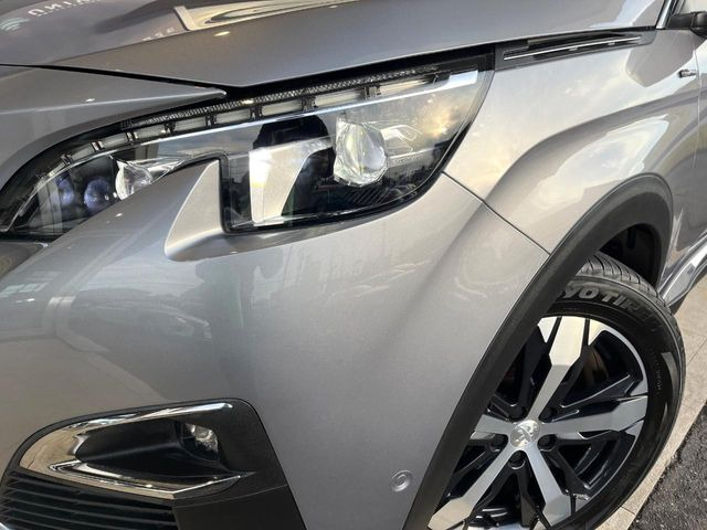 ��LED�w�b�h���C�g:��ԑ��s�����ǍD�Ȏ��E���m�ۂ����S���ĉ^�]�ł��鍂�P�xLED�w�b�h���C�g�𑕔�!�_�����x�������A����d�͂��}�����Ă��܂��B