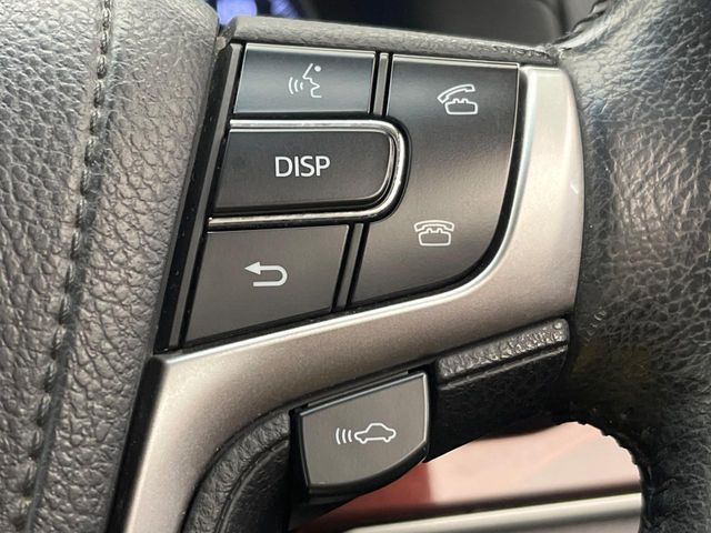 �y�v���N���b�V���Z�[�t�e�B�z�O���̎ԗ��������m���A�Փ˂������Ȏ��͌x��Œ��ӂ𑣂��A�u���[�L�𓥂ޗ͂��T�|�[�g�B�u���[�L�𓥂߂Ȃ������ꍇ�͏Փ˔�Q�y���u���[�L���쓮�A�Փˉ�����T�|�[�g���܂��B