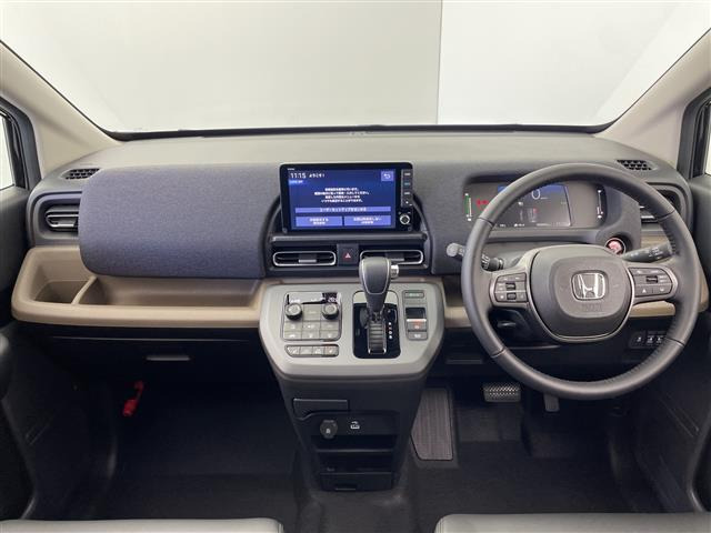 フリード1.5 e:HEV エアー EX