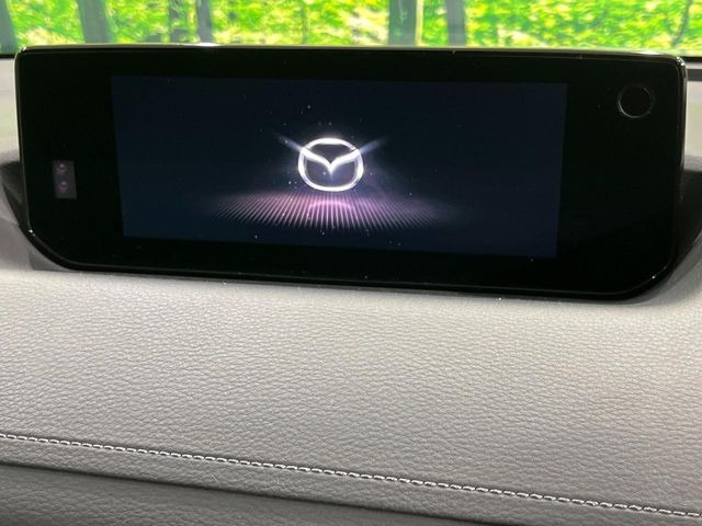 �y8.8�^�}�c�_�R�l�N�g�i�r�z�ԓ��̕��͋C�Ƀ}�b�`������̌^�^�C�v�̃i�r�B�e����q�ݒ��Bluetooth�Đ����A�l�X�ȋ@�\���y���߂܂��B�����I�ȃ_�C�������삪�\�ŁA�g��������ǍD�ł��B