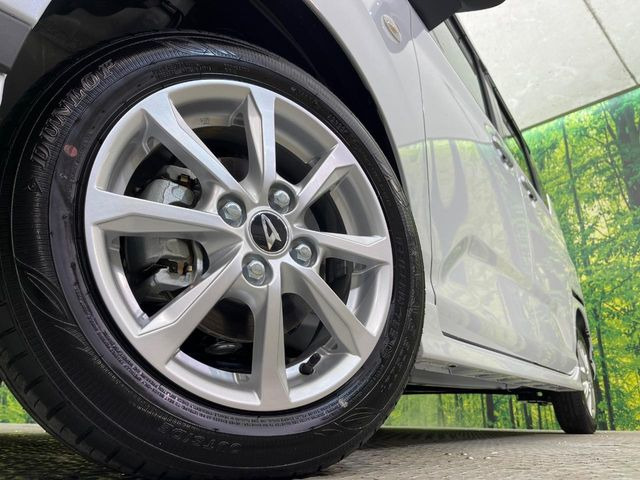 �y����14�C���`�A���~�z�C�[���z�O�ςɃ}�b�`���������A���~�z�C�[���𑕒����Ă���܂��B�e��ЊO�A���~�z�C�[����A�X�^�b�h���X�^�C�����戵�����Ă���܂��B���񂲑��k����������